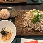 みぞれ納豆そば（まんまるおにぎりセット）