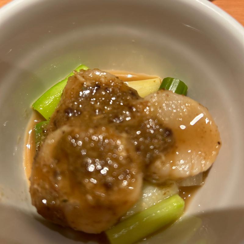 ホタテの貝柱とアスパラの味噌ラーメン和え(ヱビスバー 札幌アピア店 (YEBISU BAR Sapporo Apia))