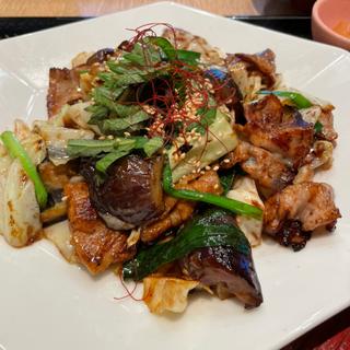 茄子と豚肉のコク旨味噌炒め定食、麦みそ汁(大戸屋ごはん処 川崎銀柳街店)