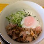 ローストポーク丼（本日のミニ丼）