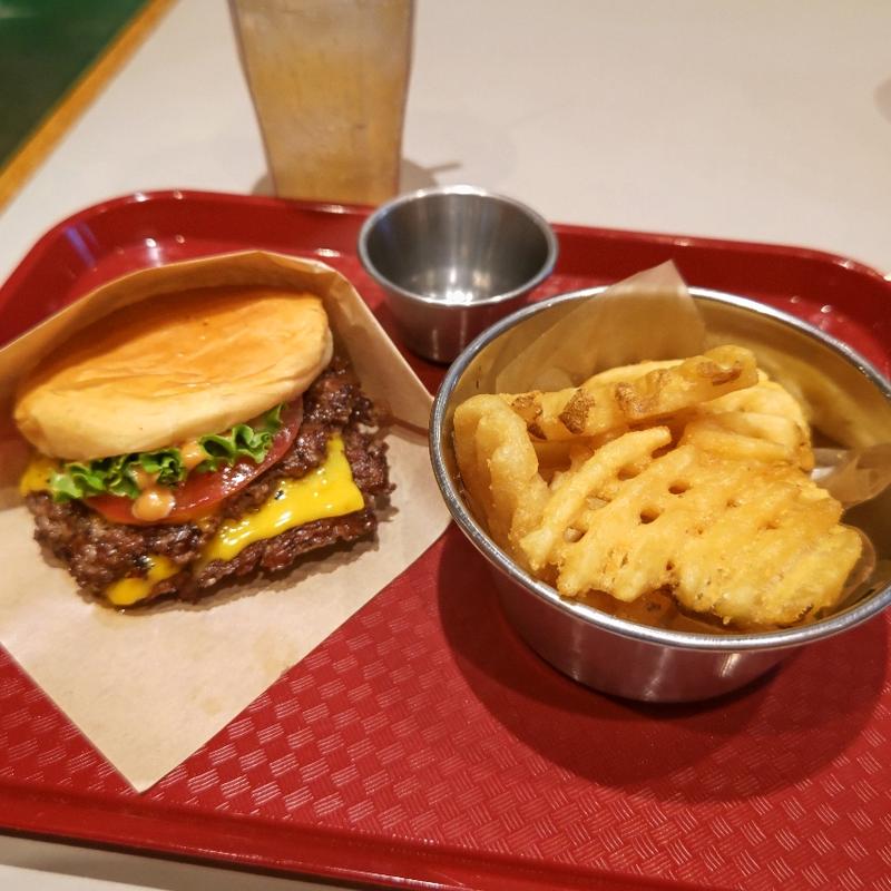 スマッシュチーズバーガーset(CENTRAL BURGER SHOP)