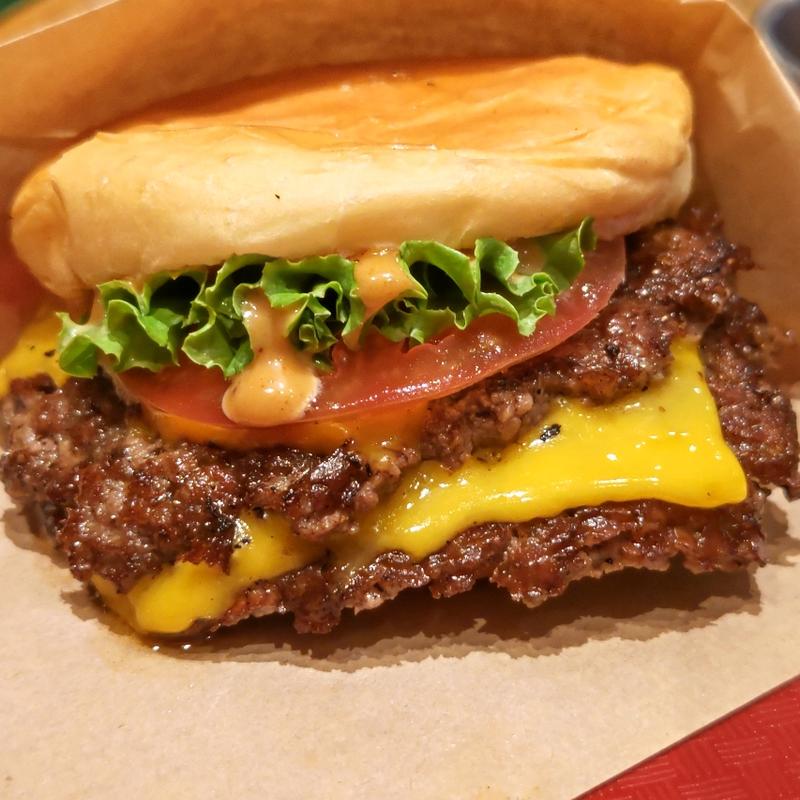 スマッシュチーズバーガー(CENTRAL BURGER SHOP)