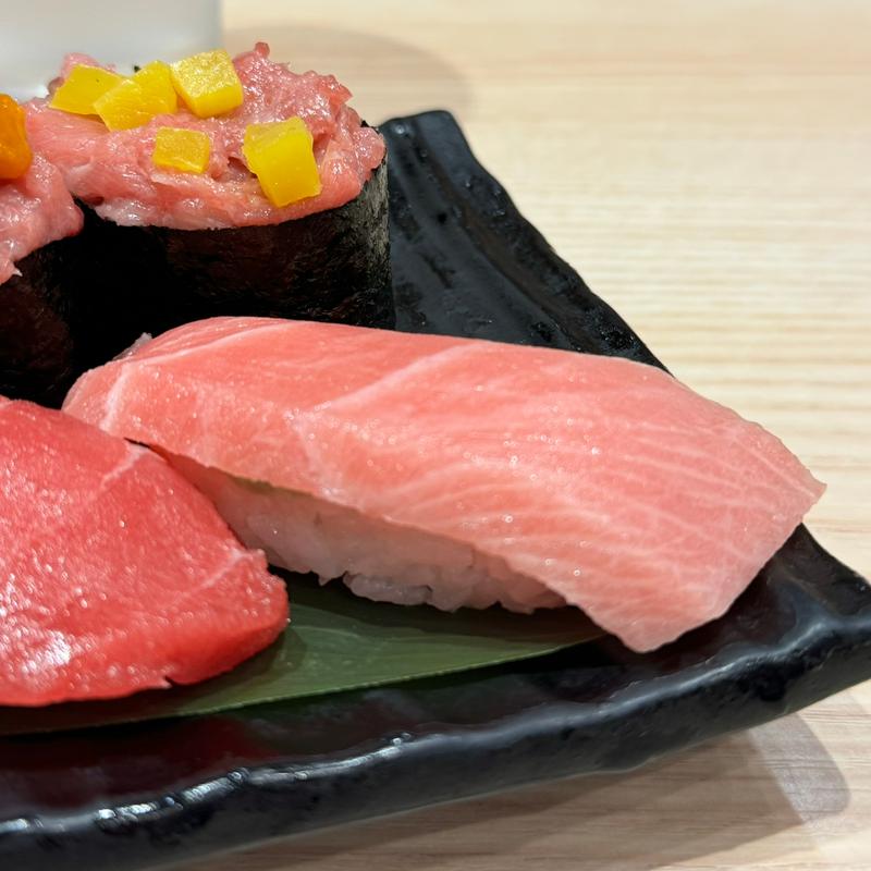 本まぐろ中とろ(にぎりの徳兵衛 中村豊国店)