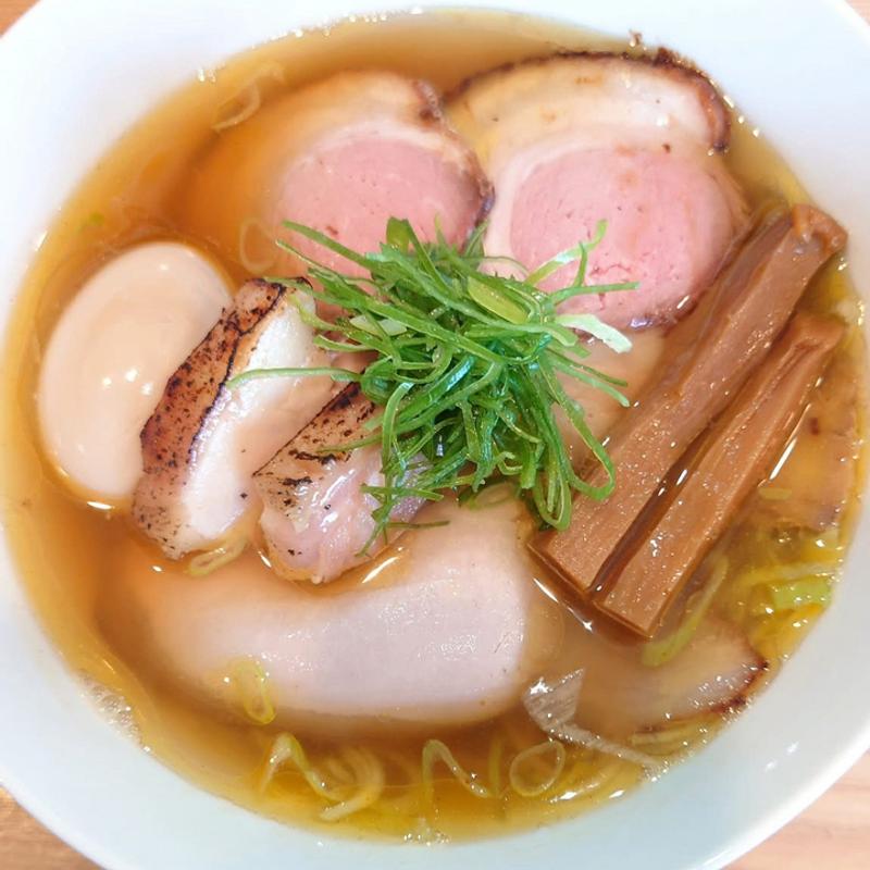 塩らぁ麺 チャーシュー 味玉(らぁ麺みずがめ食堂)