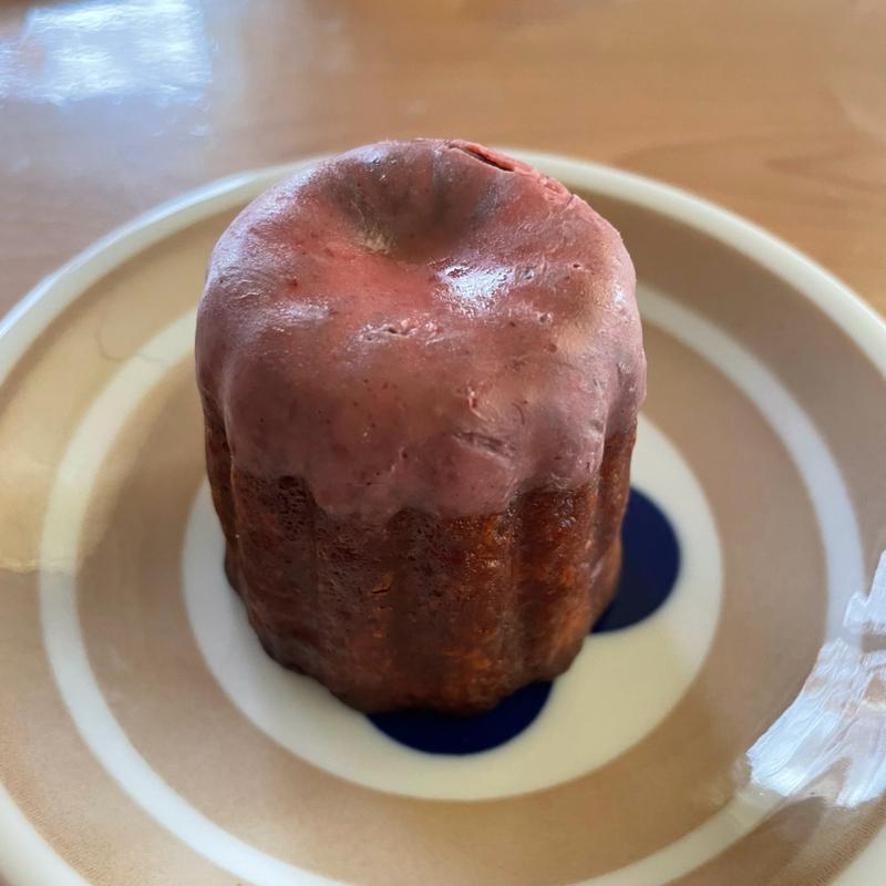 尼崎カヌレ　いちご(Tentation!)