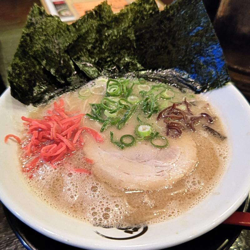 ど！豚骨らーめん＋焼き海苔(のげら～ )