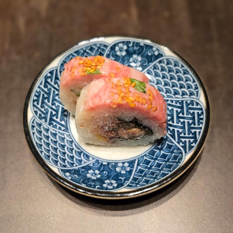 和牛トロたく巻き(焼肉 きたん 法善寺)