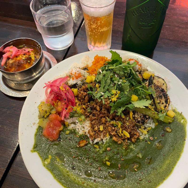 グリーンハーブカレー＋豚キーマ（五香）(カレー屋バンバン)