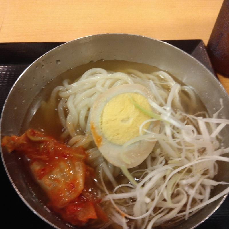 ミニ冷麺(肉のヤマ牛小田急マルシェ狛江)