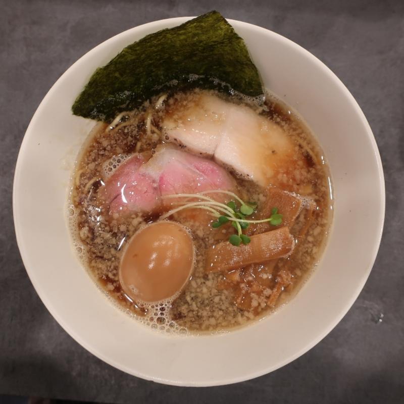 淡麗味玉飲む煮干しラーメン(セメント煮干しラーメン専門店 攻ニボ)