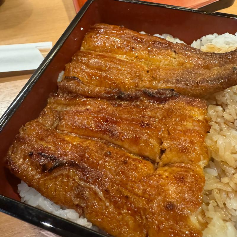 鰻重（上）(炭焼き うなぎの魚伊 天五店)