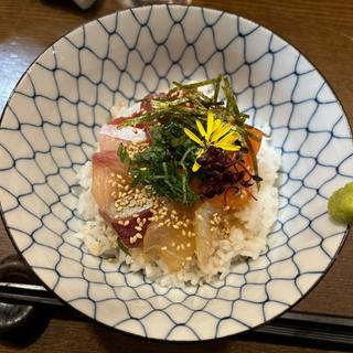 海鮮漬け丼