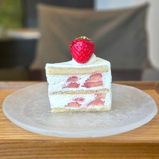 苺のプレミアムショートケーキ
