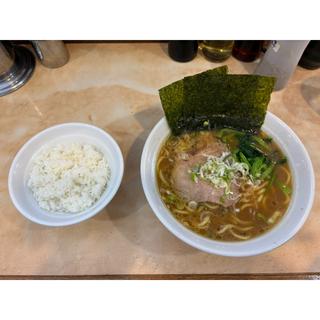 しょうゆラーメン