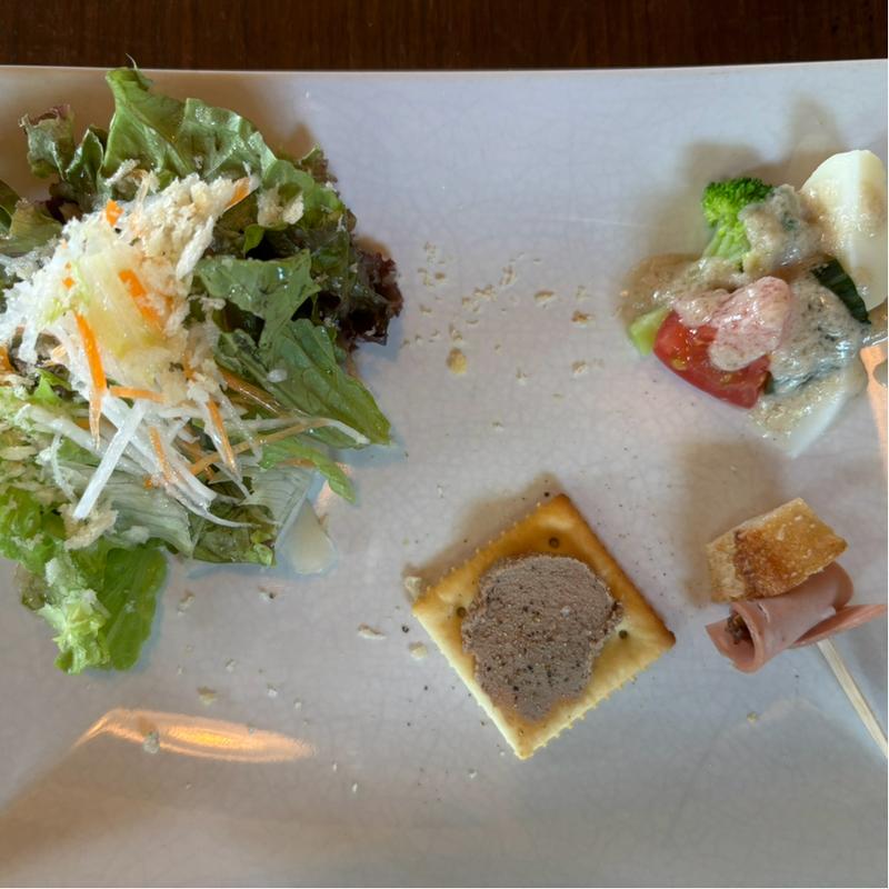 ランチセット　前菜(葡萄酒キッチンバルCasares （Casares）)