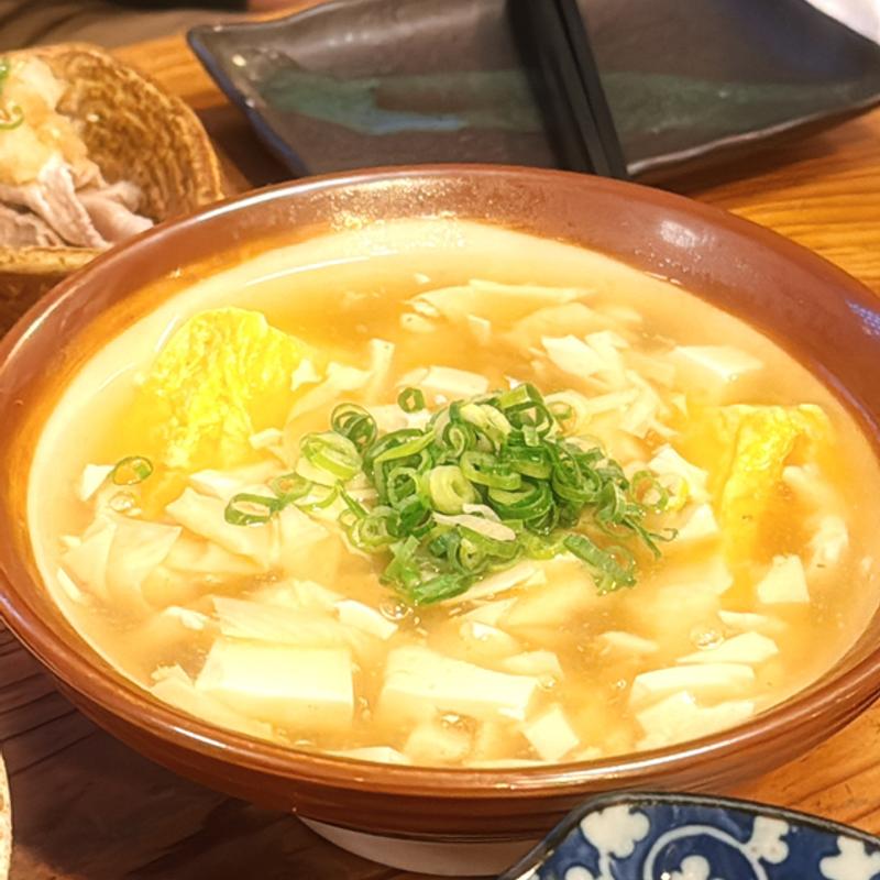 (居腹じらいや)