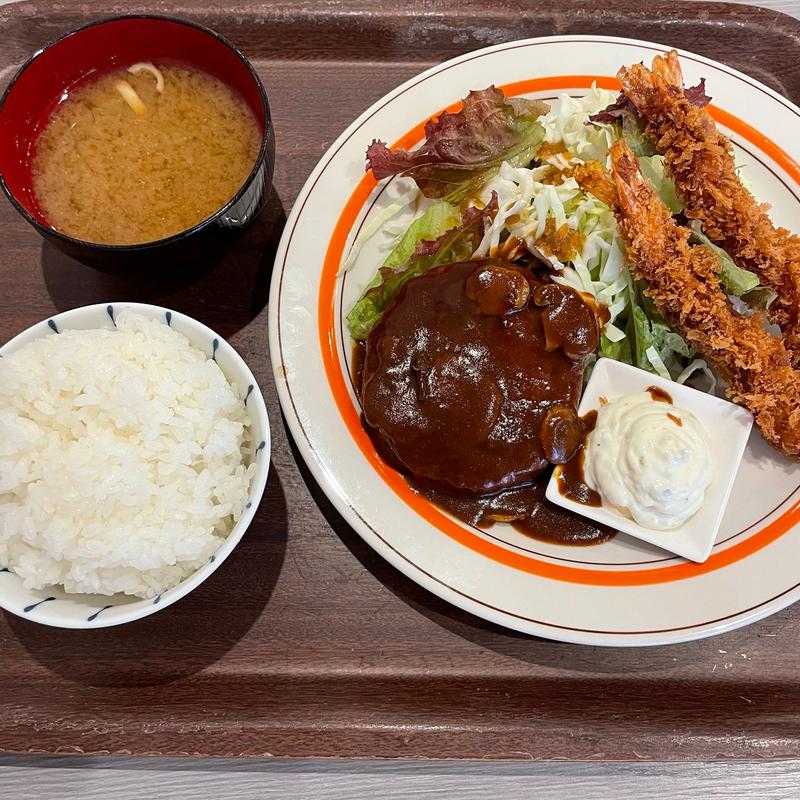 ハンバーグとエビフライ(コーヒーキッチン ヘロン)