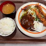 ハンバーグとエビフライ