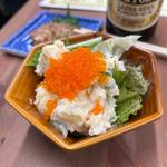 ポテサラとびっこのせ