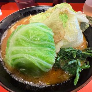 ラーメン中　キャベツ　レタス　海苔