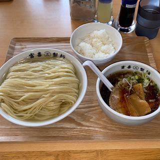 鰹昆布水のどごし麺　冷スープ