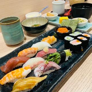 寿司ランチ大盛り