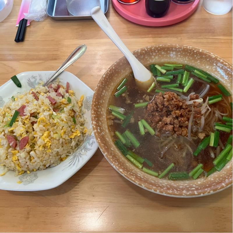 ラーメンセット　炒飯、台湾ラーメン(四川料理 蘭梅 尾崎店)