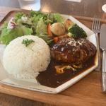 足柄牛ハンバーグ（デミグラスソース）