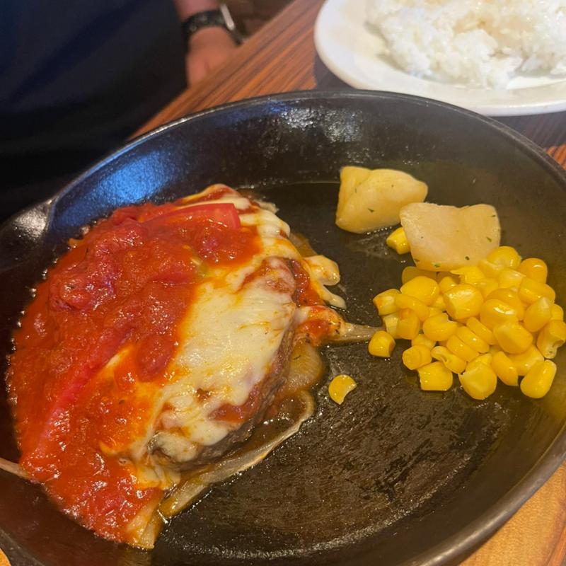 完熟トマトのチーズバーグ(コロンバン)