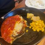 完熟トマトのチーズバーグ