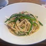 スーチカーと季節野菜のスパゲッティ