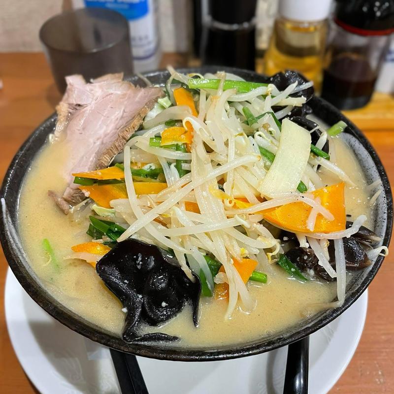 にんにく味噌野菜ラーメン(中華食堂秋)