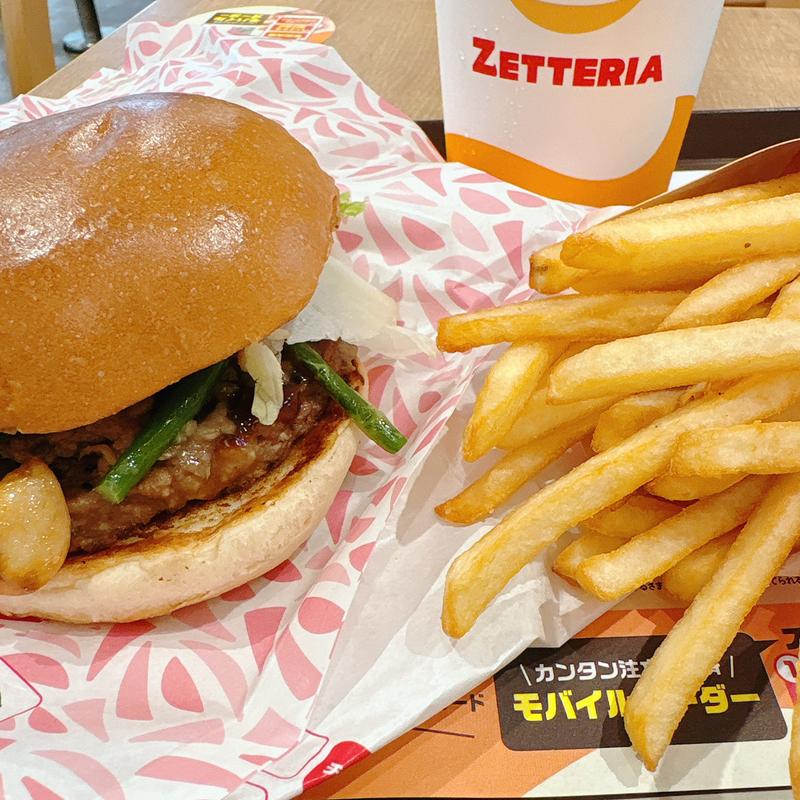 絶品にんにく牛カルビバーガーセット(ゼッテリア 阪急梅田茶屋町口店)