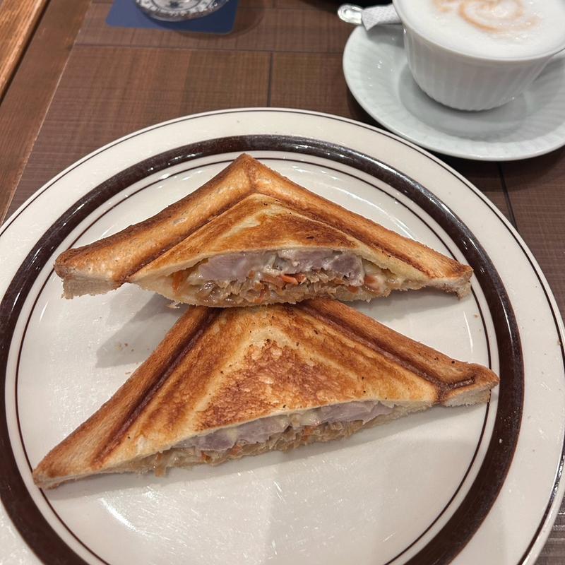 塩麹チキンときんぴらのホットサンド(倉式珈琲店 イオンモール京都桂川店)