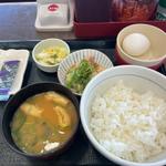 こだわり卵の鶏小鉢朝食