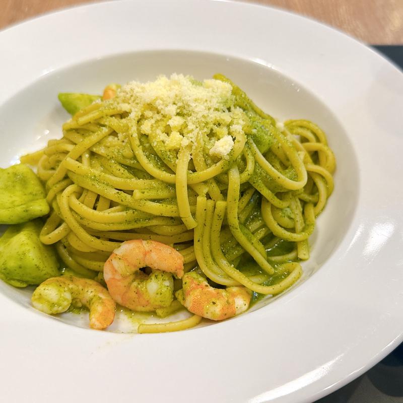 海老とアボカドのバジルソース　生パスタ(Wè CAFFÈ DA PRONTO IL BAR エキュート大宮店)