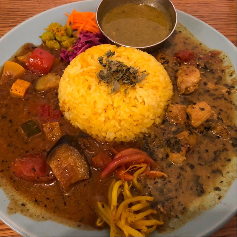 えらべるあいがけカレー(Chihiiro Spice cafe)