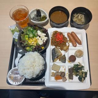 朝食ビュッフェ