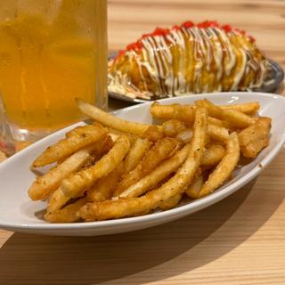 パリパリフライドポテト