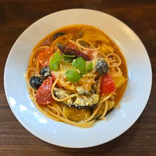 夏野菜を使ったプッタネスカ