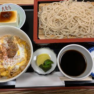 すき焼き重セット(もりそば)