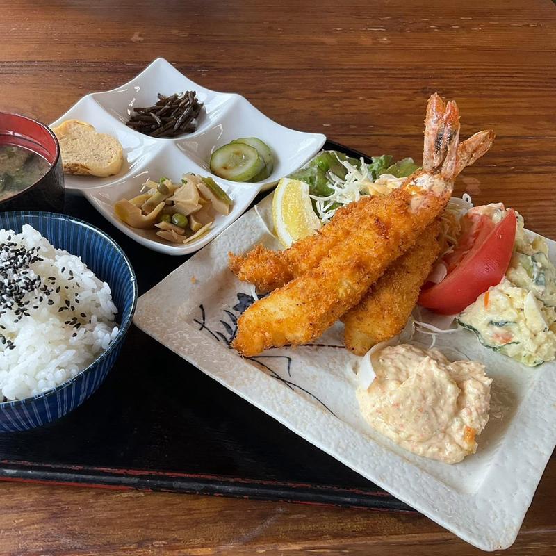 海老フライ定食(お食事処杉原川)