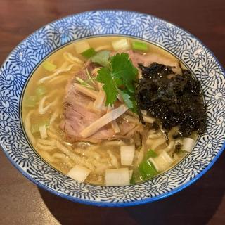貝出汁らぁ麺 塩 手揉み麺