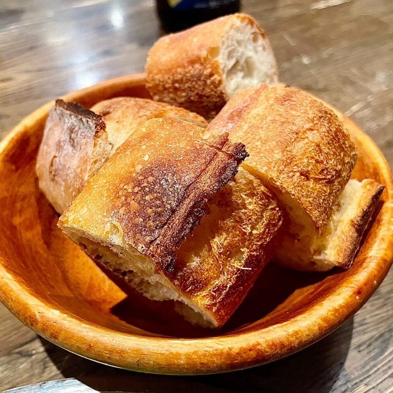 パン(酒飲めフレンチ bisとろタカギ)