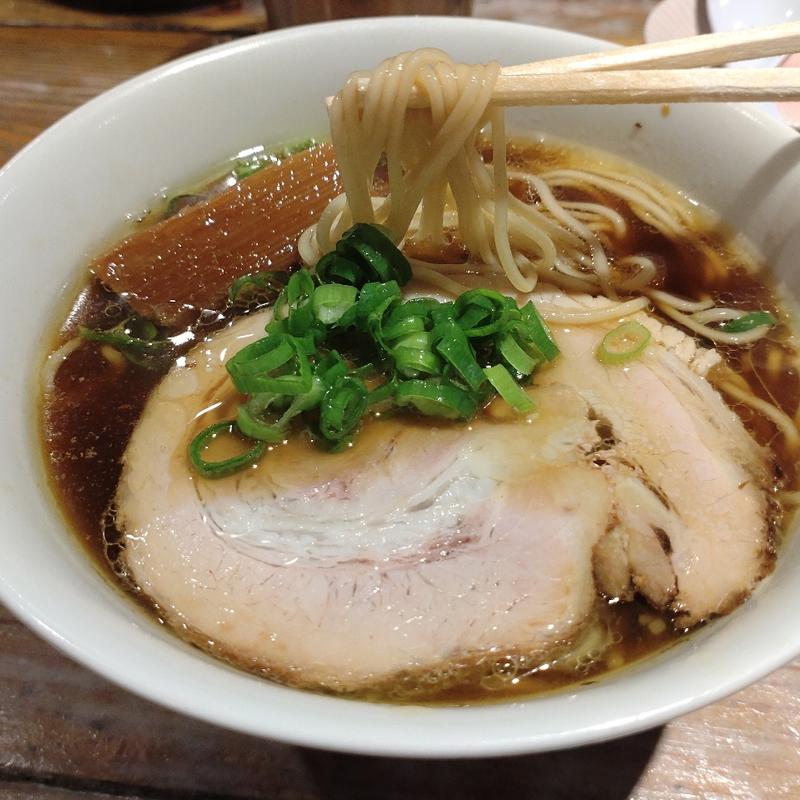 醤油らぁ麺 ミニ(100g)(松戸中華そば 富田食堂)