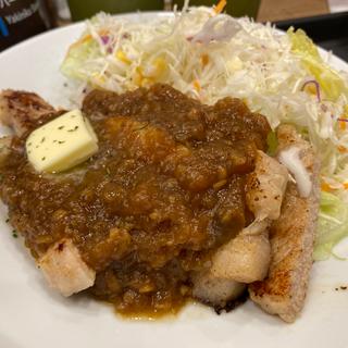 国産雪国育ち厚切りトンテキ シャリアビンソース