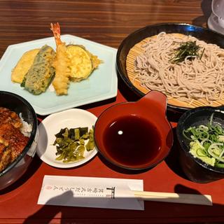 ミニうな丼と天ぷらとざる蕎麦のセット