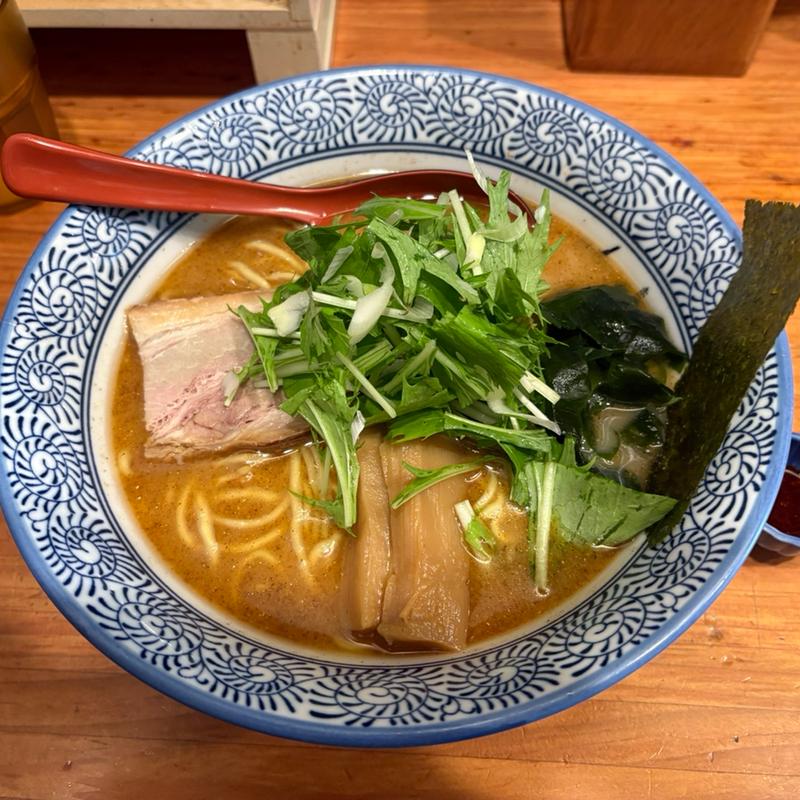 芳醇あごだし醤油らーめん(赤坂麺処 友)