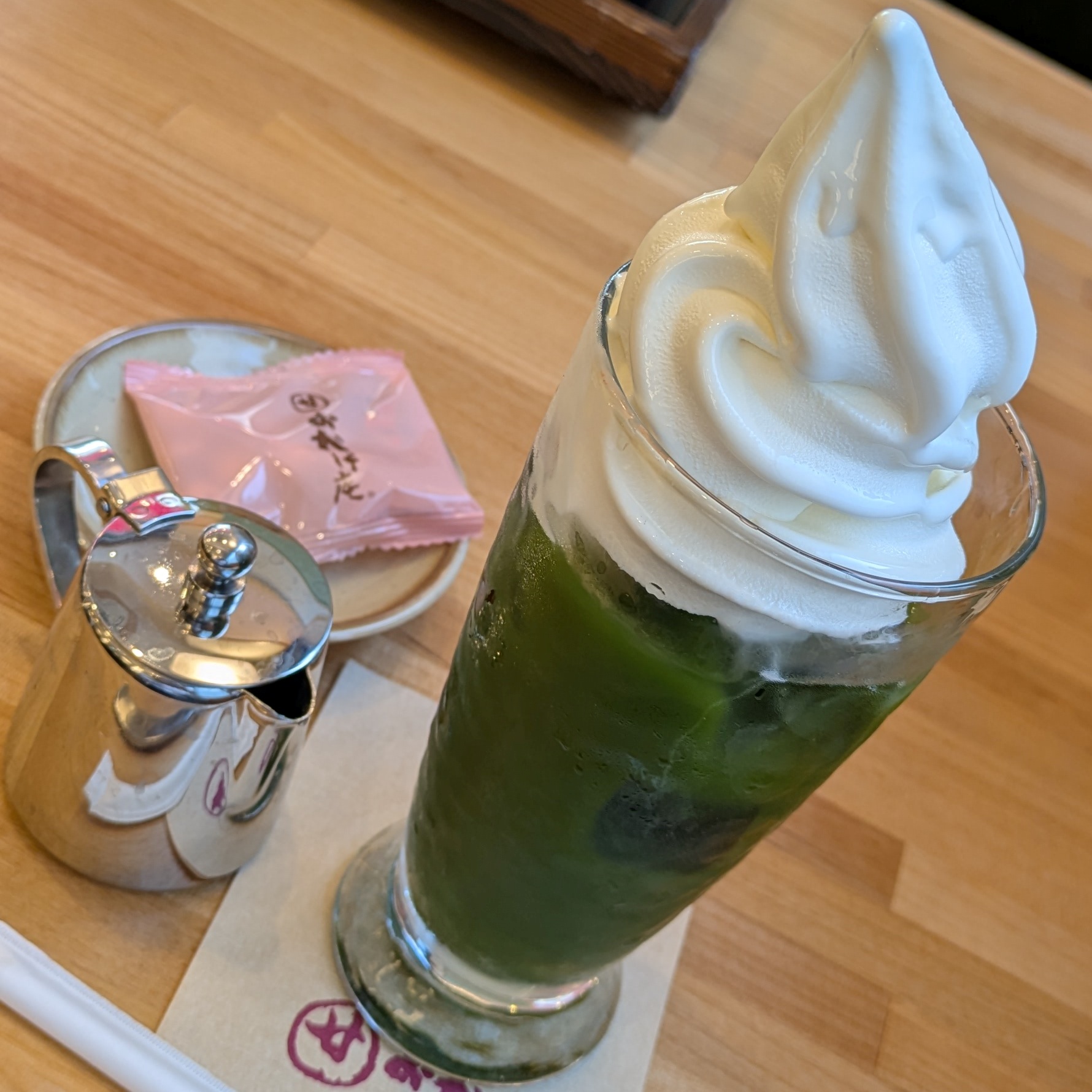 グリーンティーフロート(コメダ和喫茶おかげ庵 川崎駅西口店)の口コミ