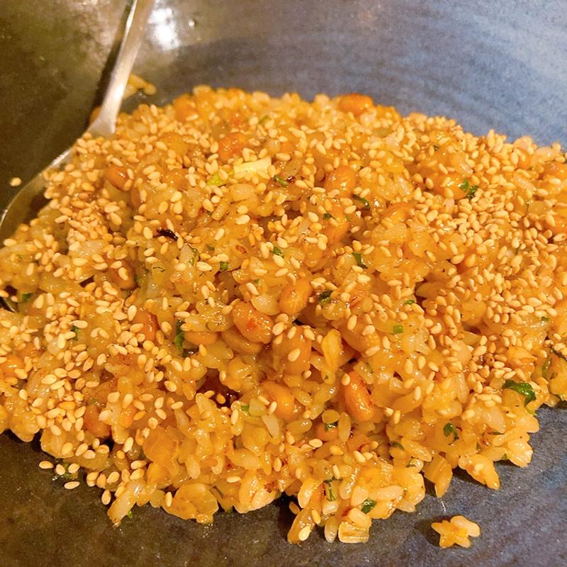 納豆ガーリックライス(鉄板料理 みかど)